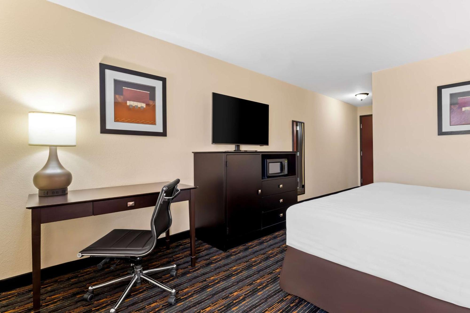 Best Western Kenosha Inn Броукън Ароу Екстериор снимка